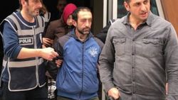 Uyuyan kocasını sevgilisine öldürttü