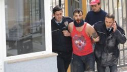 Maltepe'de polisten kaçan şüpheli ortalığı karıştırdı
