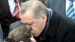 Erdoğan terör mağduru Gülcan Olgaç'ı ziyaret etti