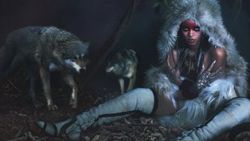Rihanna'dan yeni pozlar
