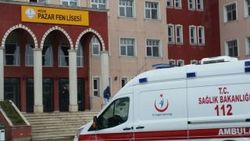 Rize'de bir lisede arkadaşı tarafından bıçaklanan genç öldü