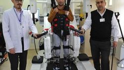 Robotik tedaviyle tekerlekli sandalyeden kurtuldu