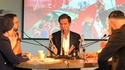 Hollanda Başbakanı Rutte Türk gençlerle tartıştı