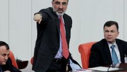 TBMM'de Türkiye halkları sözü ortamı gerdi