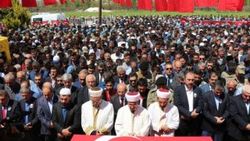 Gaziantep şehidini uğurladı