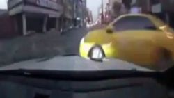 Tayvanlı gencin kız arkadaşına yaptığı gösteri kötü bitti