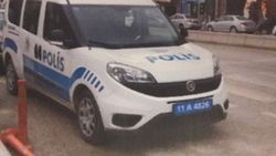 Polis aracına park cezası