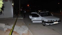 Karaman'da park halindeki araca ateş açıldı: 4 yaralı