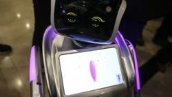 İnsansı robotlar öğretmenliğe kodlanıyor
