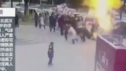 Çin'de uçan balon patladı: 1 çocuk yaralı