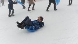 Poşetli kayakçılar Uludağ'da