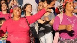 Romanlar Başbakan'a teşekkür etti