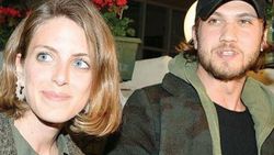 Aras Bulut İynemli sevgilisinden ayrıldı