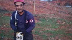 İtfaiye kuyuya düşen kediyi kurtardı