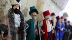 Oyuncak bebek müzesi tarihe ışık tutuyor