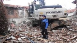 Bursa'da iki yılda 200 metruk bina yıkıldı