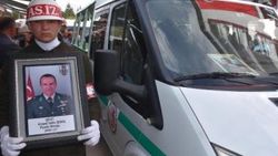 Şehit Binbaşı Şenol son yolcuğuna uğurlandı