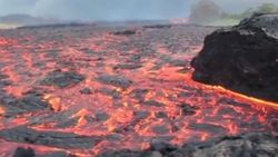 Hawaii'de yanardağ durmuyor