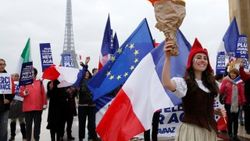 Fransa, Cumhurbaşkanı Macron'un seçilmesini kutluyor