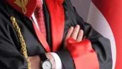 FETÖ'nün kardeşine dava açan savcıya ihraç kumpası