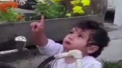 Şehit kızının yürekleri dağlayan görüntüsü