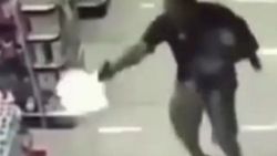 Kucağında çocuğuyla soygunculara müdahale eden polis