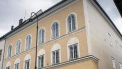 Avusturya Hükümeti Hitler'in evini yıkıyor
