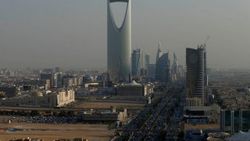 Riyad'da iki ayrı patlama