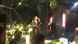 Yıldız Tilbe hayranlarıyla buluştu