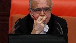 Sadık Yakut'tan CHP'li vekillere esprili yanıt