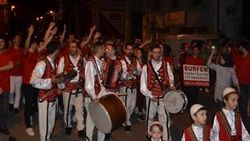 Balkan ezgileriyle sahura kaldırdılar