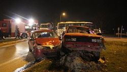 Sakarya'da kaza üstüne kaza: 1 ölü 4 yaralı