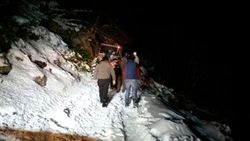Sakarya’da yaylada mahsur kalan 3 kişi kurtarıldı