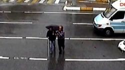 Görme engelliye yardım eden Sakaryalı şoföre ödül