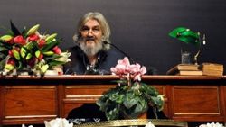 Salih Mirzabeyoğlu'nun konferansına yoğun ilgi İZLE