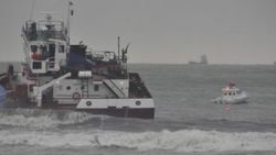 Samsun'da kuru yük gemisi yan yattı