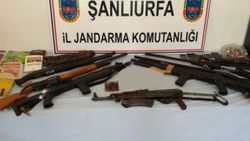 Şanlıurfa'da 13 adrese terör operasyonu: 11 gözaltı
