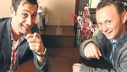 Sansli Masa Ya Fisildayan Ikili