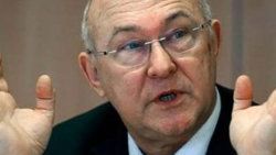 Fransız Bakan'ın itirafı: Tamamen batık bir ülkeyiz
