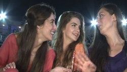 Sarayın sultanları Sezen Aksu konserinde