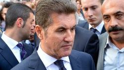 Mustafa Sarıgül: Gözünüzü dershanelere diktiniz