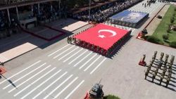 Etimesgut Zırhlı Birlikler'de yemin töreni