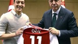 Mesut Özil'in babası konuştu
