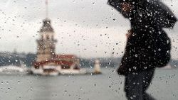 İstanbul'da yağmur etkili oluyor