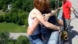 Ruslardan yeni çılgınlık halatsız bungee jumping