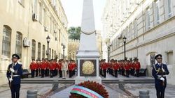 Azerbaycan Cumhuriyeti 100. yılını kutluyor