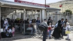 70 bin Suriyeli sınırı geçti
