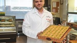 FETÖ'den yargılanan ünlü baklavacı serbest bırakıldı