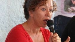 Şebnem Sönmez kaza geçirdi