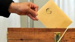 Yerel seçimlerde adayların en ilginç afişleri